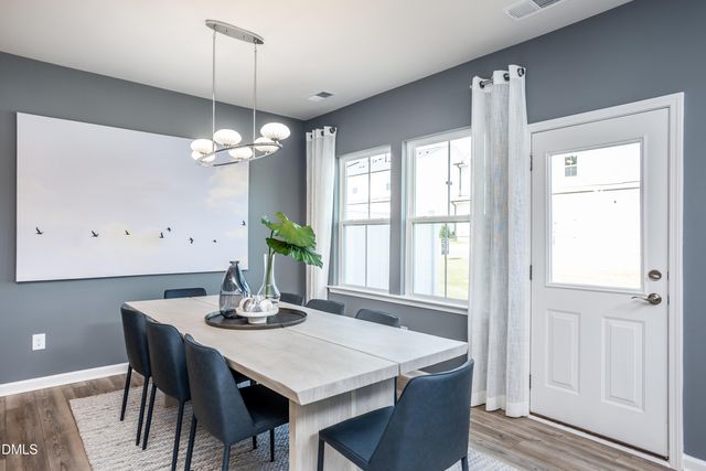 281 Ravenscraig Park Place, Raleigh, NC 27603