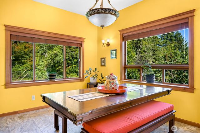 910 Iowa Heights Road, Sedro Woolley, WA 98284