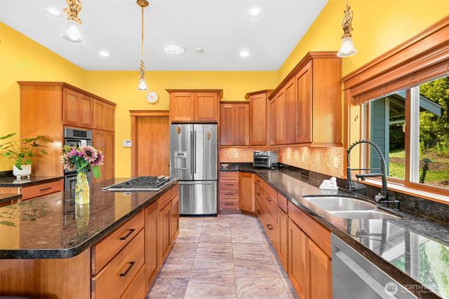 910 Iowa Heights Road, Sedro Woolley, WA 98284
