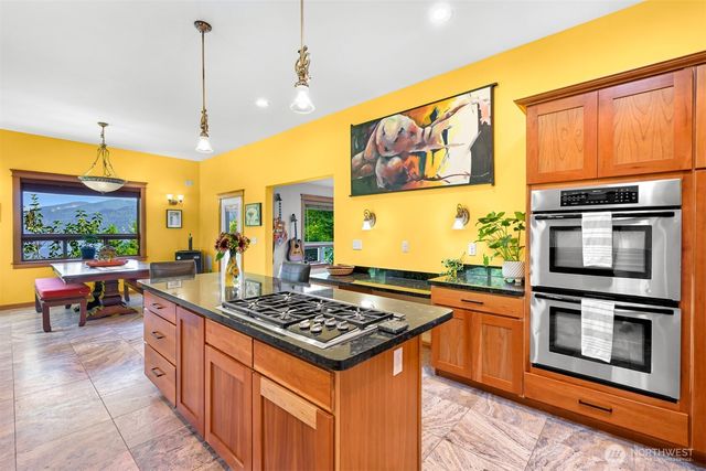 910 Iowa Heights Road, Sedro Woolley, WA 98284