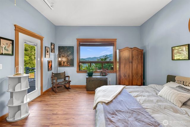 910 Iowa Heights Road, Sedro Woolley, WA 98284