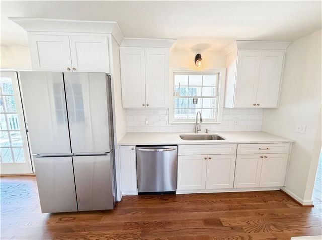 174 Lovelace Lane, Ball Ground, GA 30107