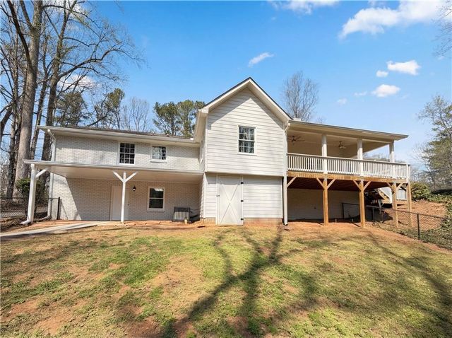 174 Lovelace Lane, Ball Ground, GA 30107