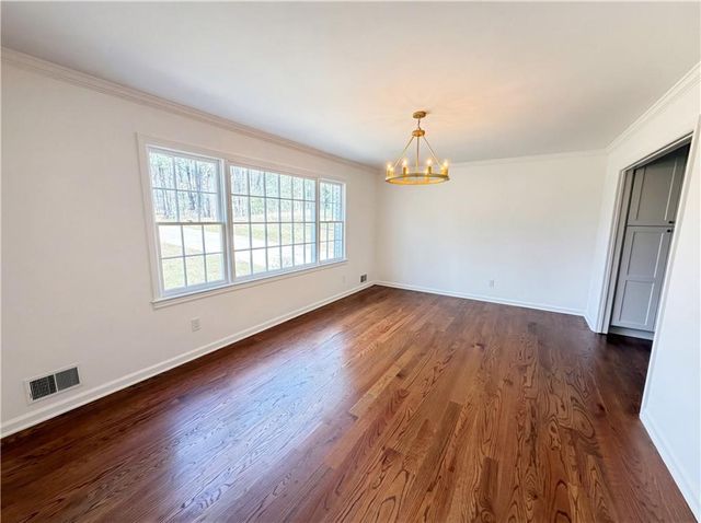 174 Lovelace Lane, Ball Ground, GA 30107