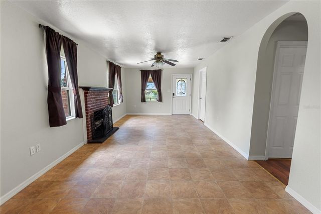30 E 8TH STREET, Frostproof, FL 33843