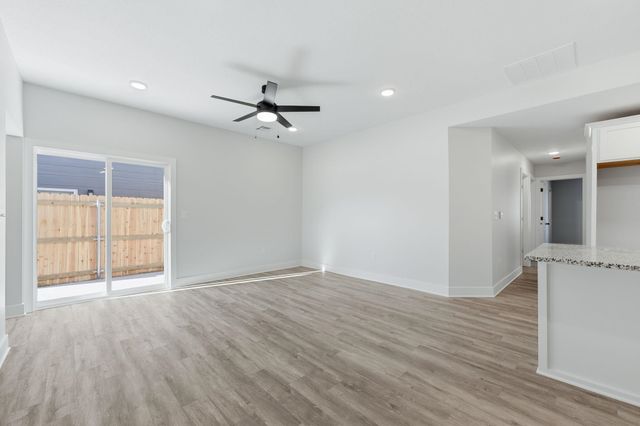 602 Briarbrook Ln, Park City, KS 67147