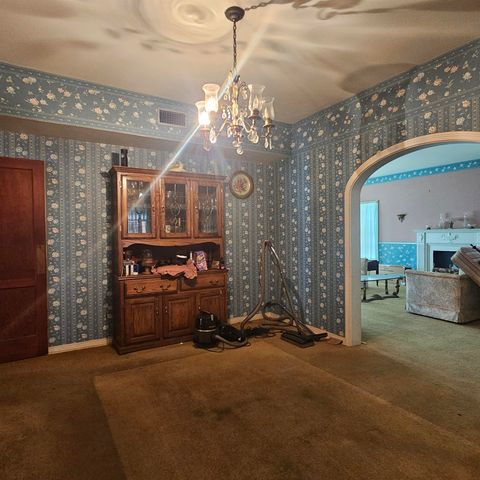 565 W Hartel St., Sour Lake, TX 77659