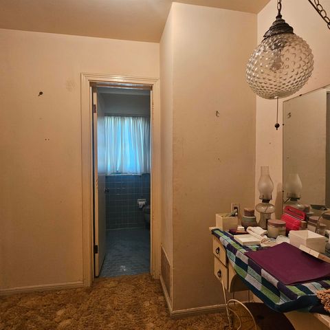 565 W Hartel St., Sour Lake, TX 77659