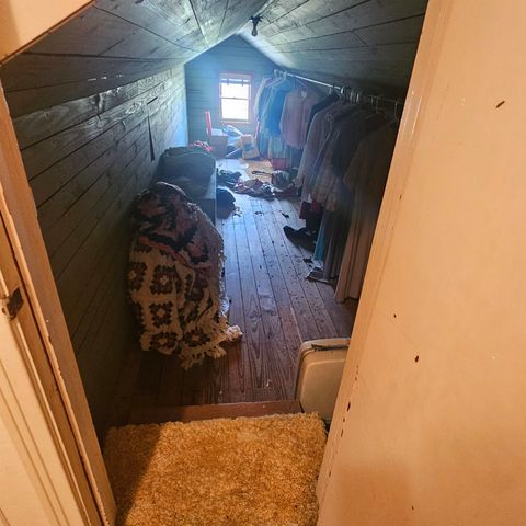 565 W Hartel St., Sour Lake, TX 77659