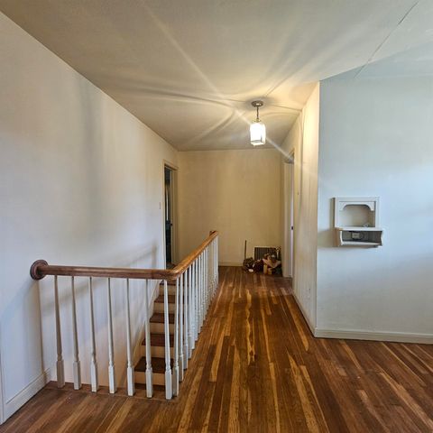 565 W Hartel St., Sour Lake, TX 77659