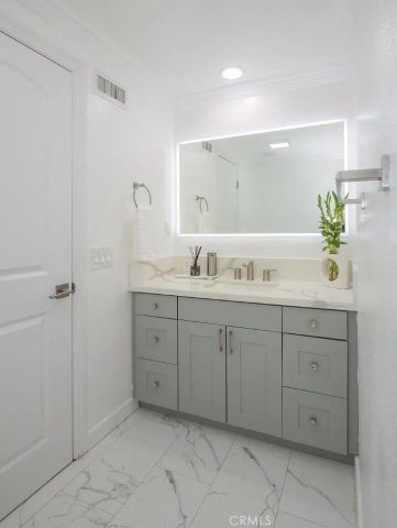 28317 Seamount DR, Rancho Palos Verdes, CA 90275