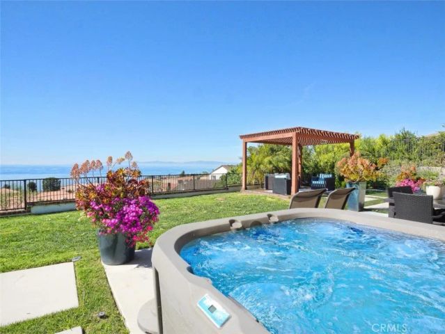 28317 Seamount DR, Rancho Palos Verdes, CA 90275