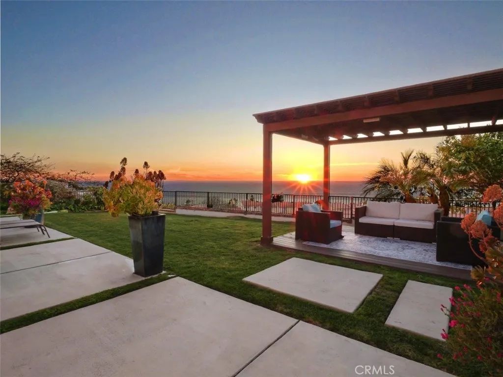 28317 Seamount DR, Rancho Palos Verdes, CA 90275