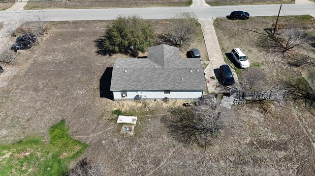 7113 Maverick CT, Buda, TX 78610