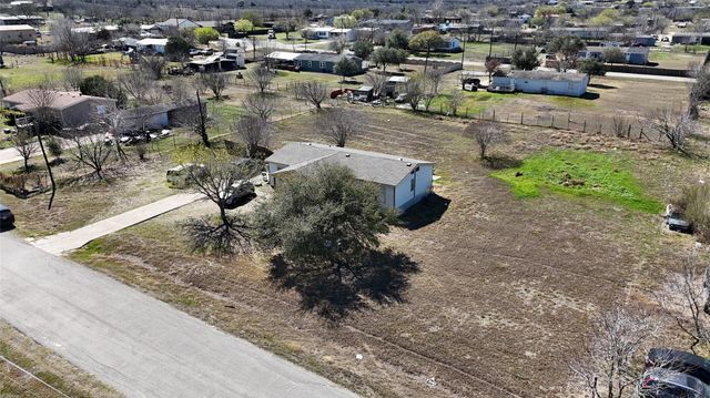 7113 Maverick CT, Buda, TX 78610