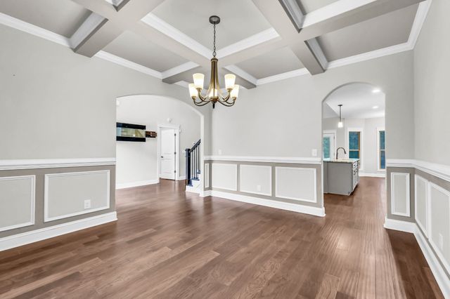 1689 Double R Blvd, Clarksville, TN 37042