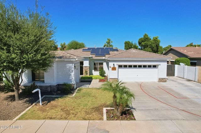 20842 E SADDLE Way, Queen Creek, AZ 85142