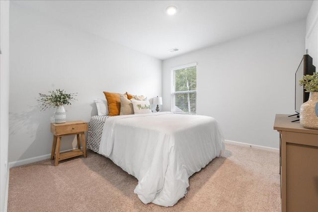 402 Oak View Way, Summerville, SC 29483