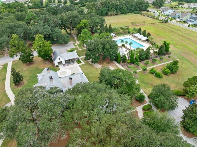 402 Oak View Way, Summerville, SC 29483