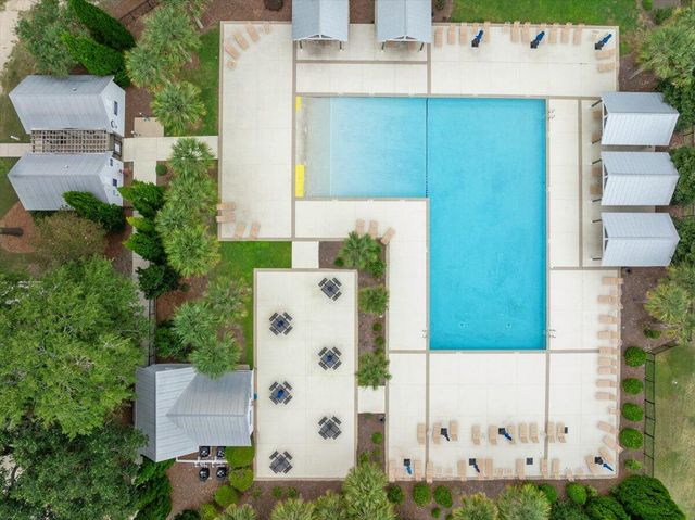402 Oak View Way, Summerville, SC 29483