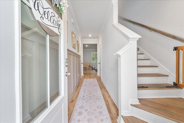 402 Oak View Way, Summerville, SC 29483