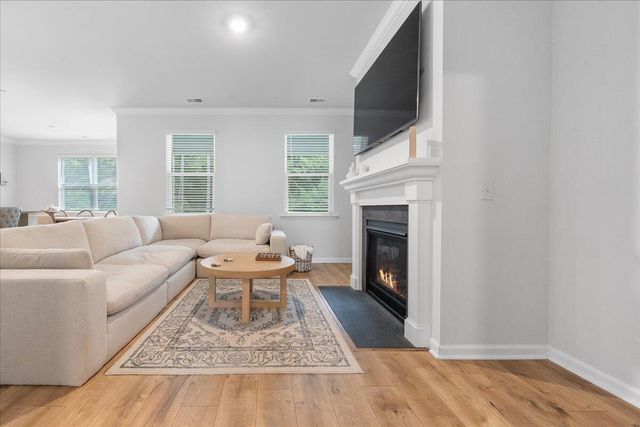 402 Oak View Way, Summerville, SC 29483