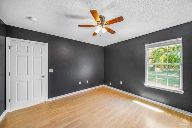 5899 Gillum Rd, Milton, FL 32570