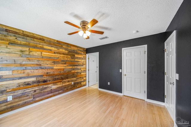 5899 Gillum Rd, Milton, FL 32570