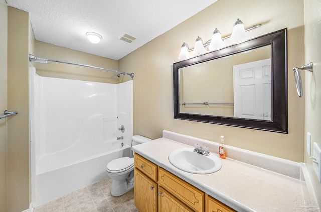 5899 Gillum Rd, Milton, FL 32570