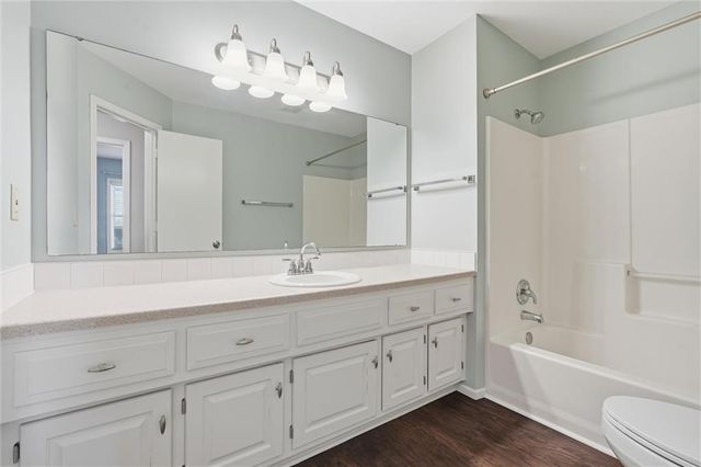 4624 Hearthside Drive, Lawrence, KS 66049