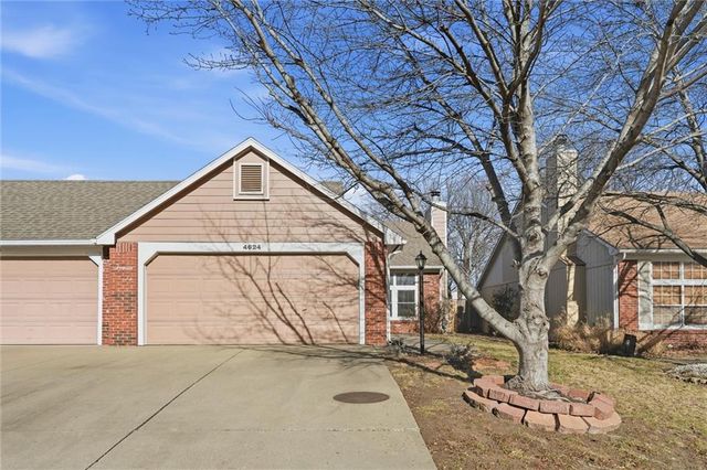 4624 Hearthside Drive, Lawrence, KS 66049