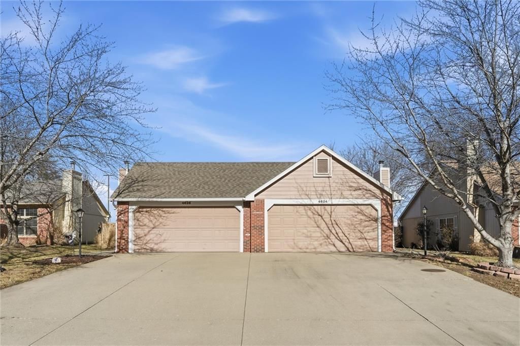 4624 Hearthside Drive, Lawrence, KS 66049