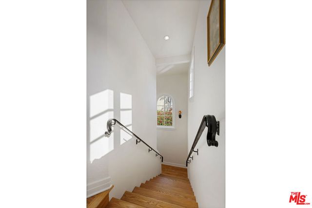 2644 Armstrong Avenue, Los Angeles, CA 90039