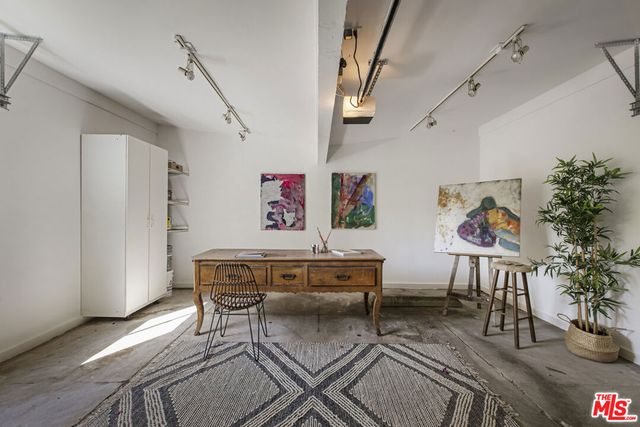 2644 Armstrong Avenue, Los Angeles, CA 90039
