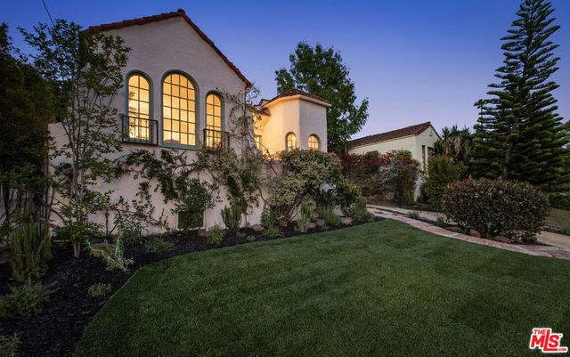 2644 Armstrong Avenue, Los Angeles, CA 90039