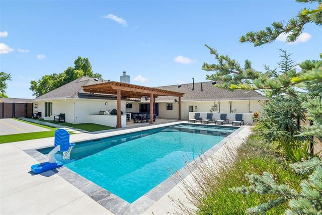 627 Louisiana Street, Jones, OK 73049