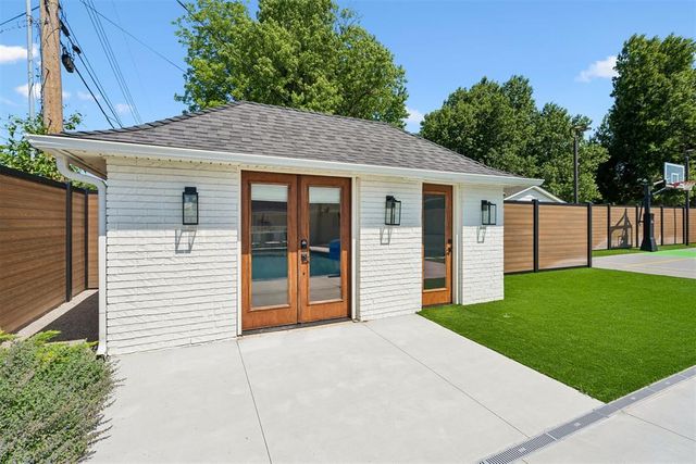 627 Louisiana Street, Jones, OK 73049