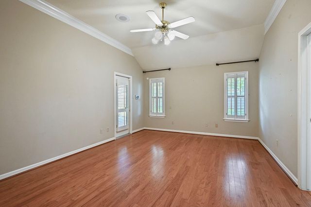717 Willow Loop, College Station, TX 77845