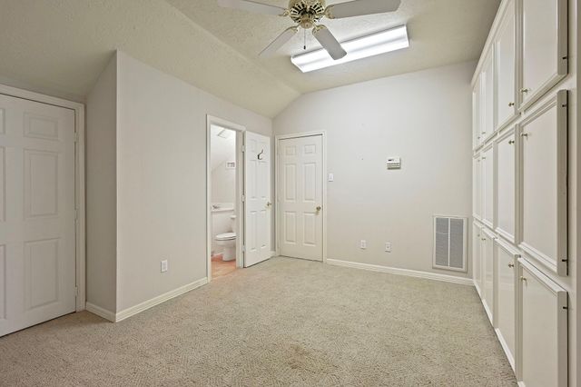 717 Willow Loop, College Station, TX 77845