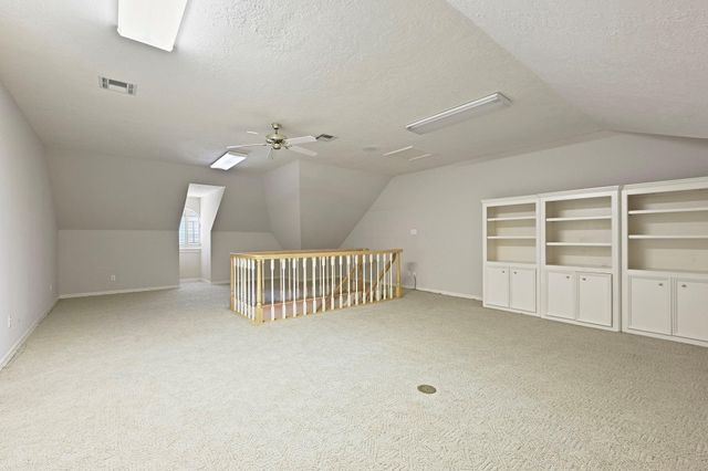 717 Willow Loop, College Station, TX 77845