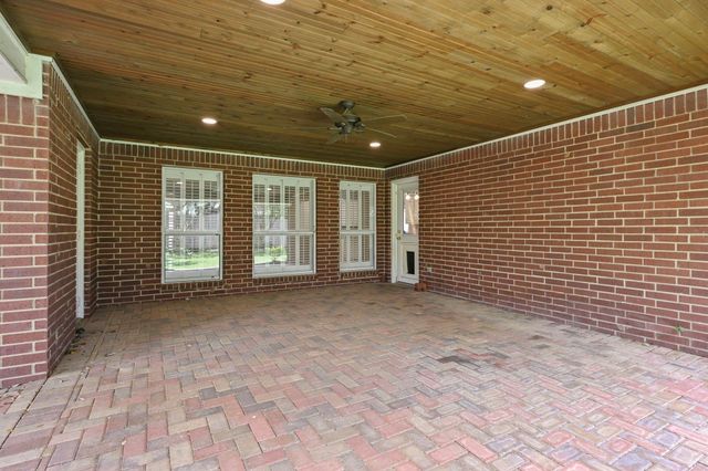 717 Willow Loop, College Station, TX 77845