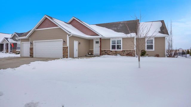 538 T-Bird DRIVE, Fond Du Lac, WI 54935