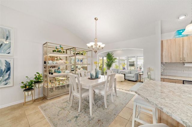 9304 SE 170TH HUMPHREYS LOOP, The Villages, FL 32162