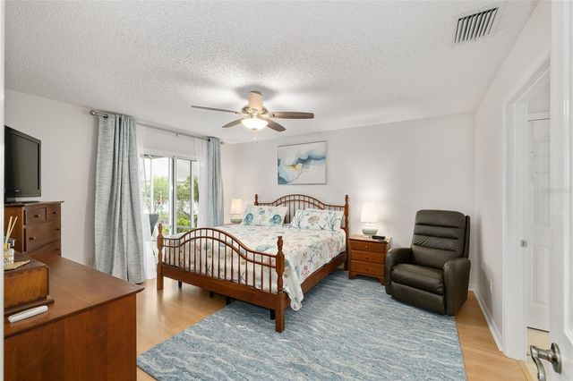 9304 SE 170TH HUMPHREYS LOOP, The Villages, FL 32162