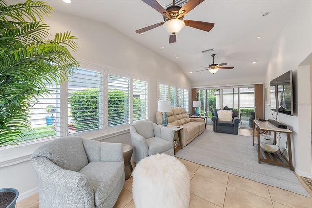 9304 SE 170TH HUMPHREYS LOOP, The Villages, FL 32162