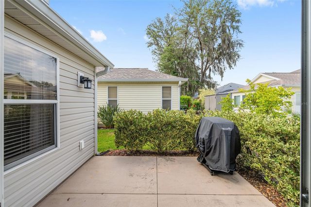 9304 SE 170TH HUMPHREYS LOOP, The Villages, FL 32162
