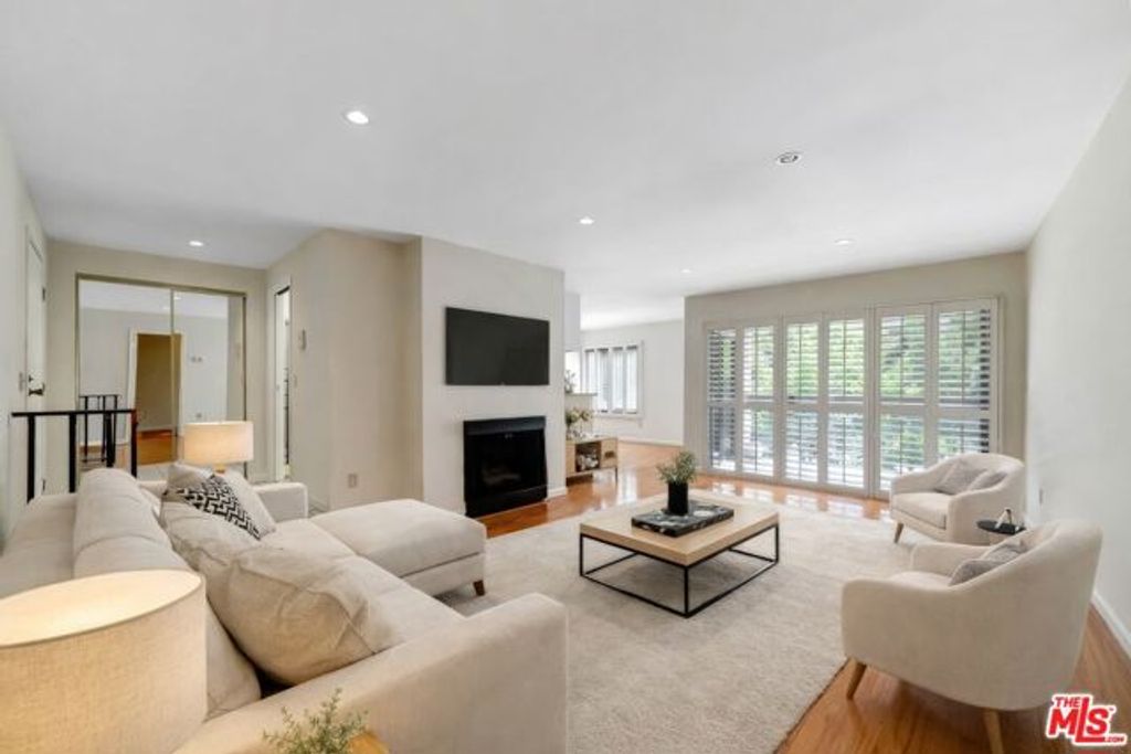 515 N Jackson Street 116, Glendale, CA 91206