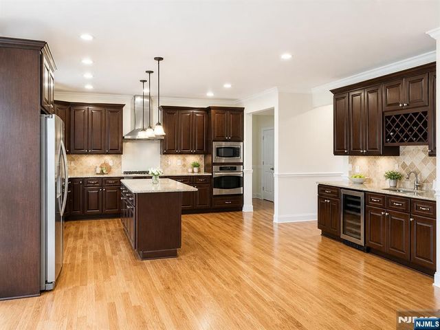 43 Mountain View Road, Demarest, NJ 07627