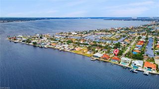 5701 Riverside DR, Cape Coral, FL 33904