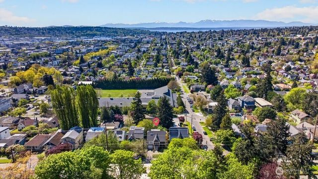 5639 3rd Avenue NW, Seattle, WA 98107